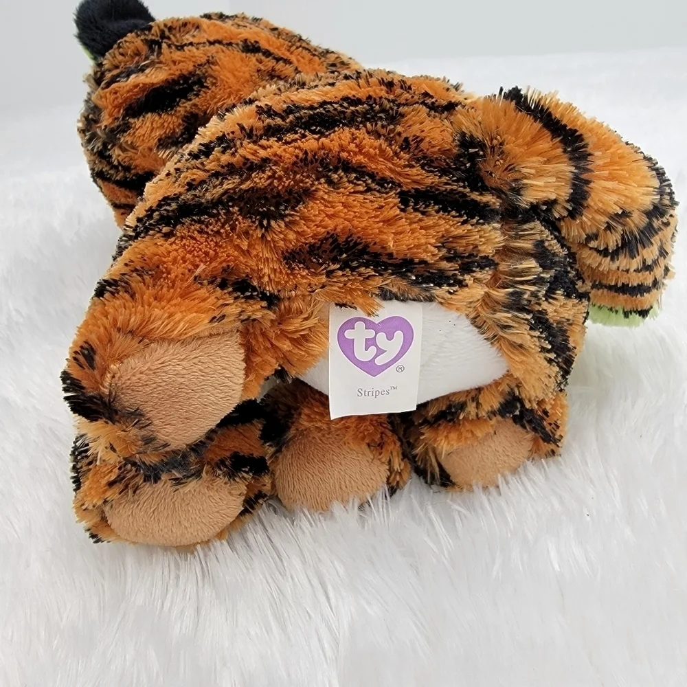 Ty Beanie Boo Plush Stripes Tiger Stuffed Animal Orange Black Green Eyes Soft